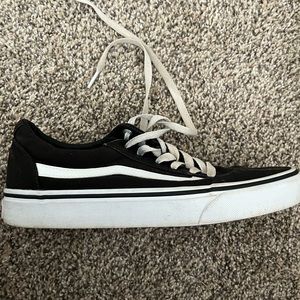 Vans Black and White Old Skool Low Top